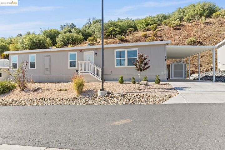 18717 Mill Villa #547  Jamestown CA 95327 photo
