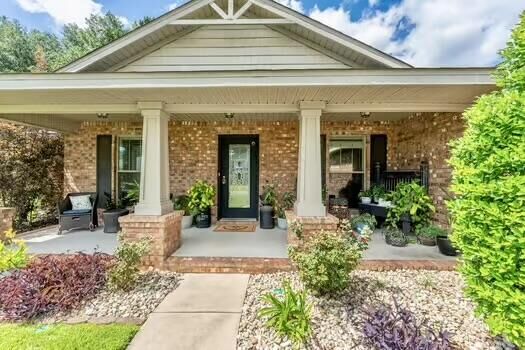 Property Photo:  5930 Wind Trace Road  FL 32536 