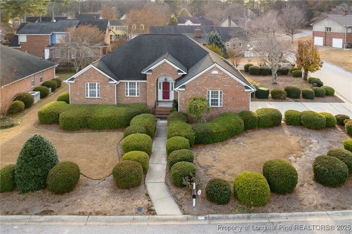 Property Photo: 2927 Rosecroft Drive NC 28304