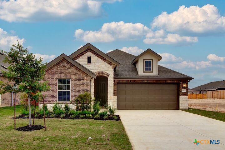 2118 Shepard Street  Seguin TX 78155 photo