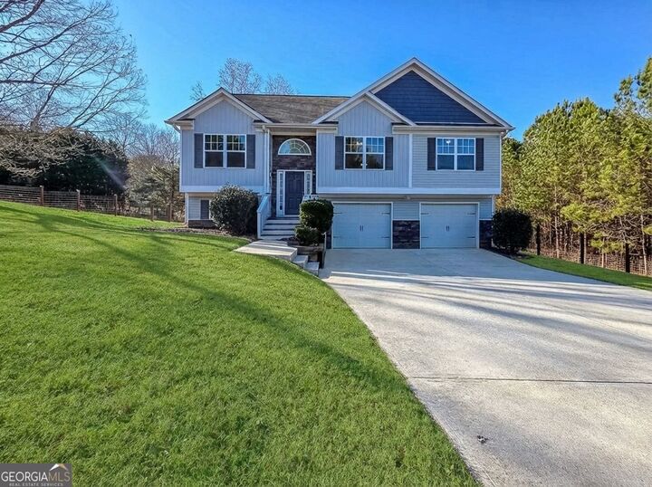 Property Photo: 123 Willow Springs Drive GA 30132