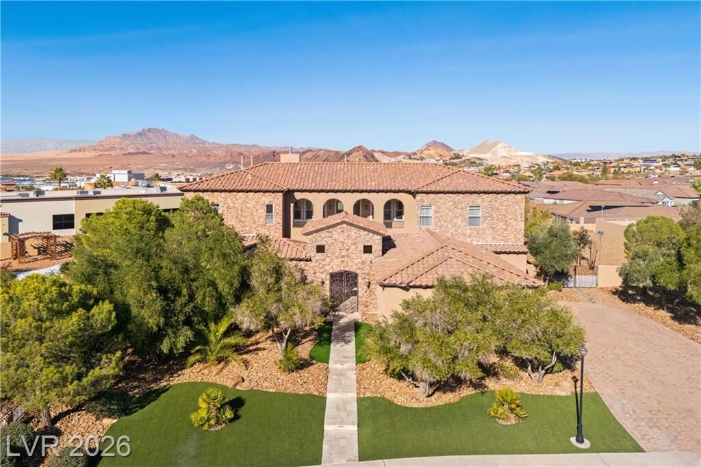 Property Photo:  904 Calville Estates Court  NV 89015 