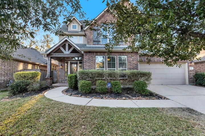 Property Photo: 18418 Hounds Lake Drive TX 77357
