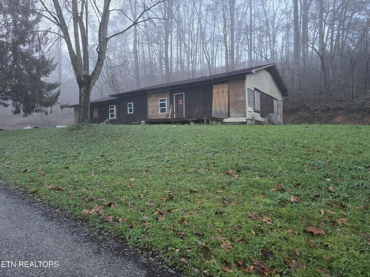 Property Photo: 671 Shipley Ridge Rd TN 37879