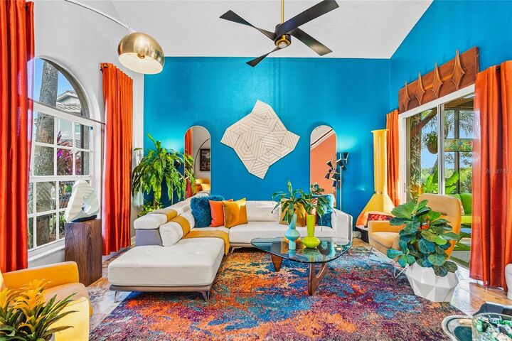 Property Photo:  5801 Cay Cove Court  FL 33615 