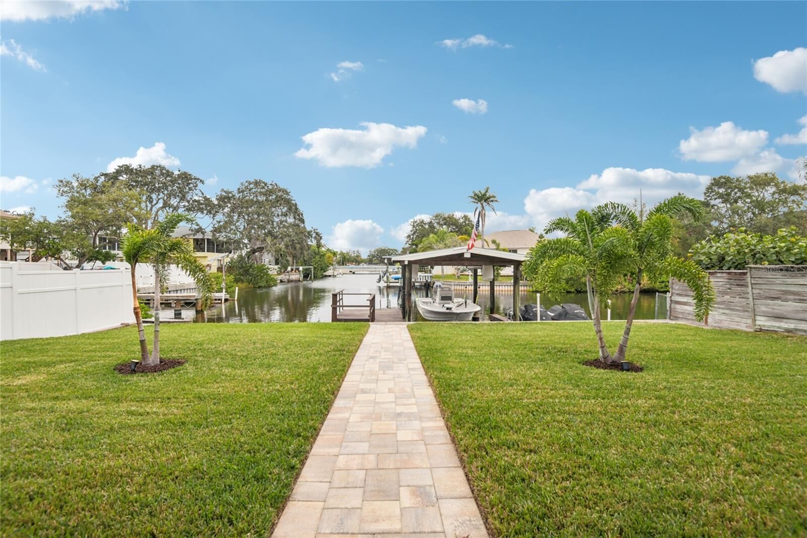 Property Photo:  95 Eastwinds Court  FL 34683 