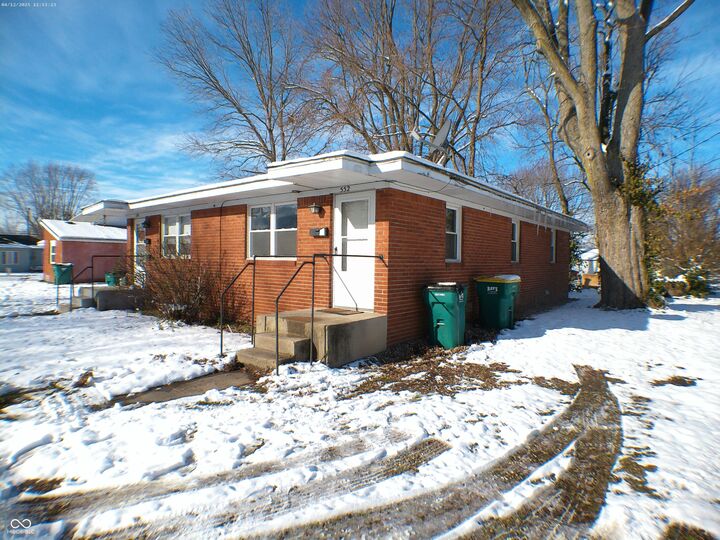 Property Photo: 550 Howe Street IN 46131