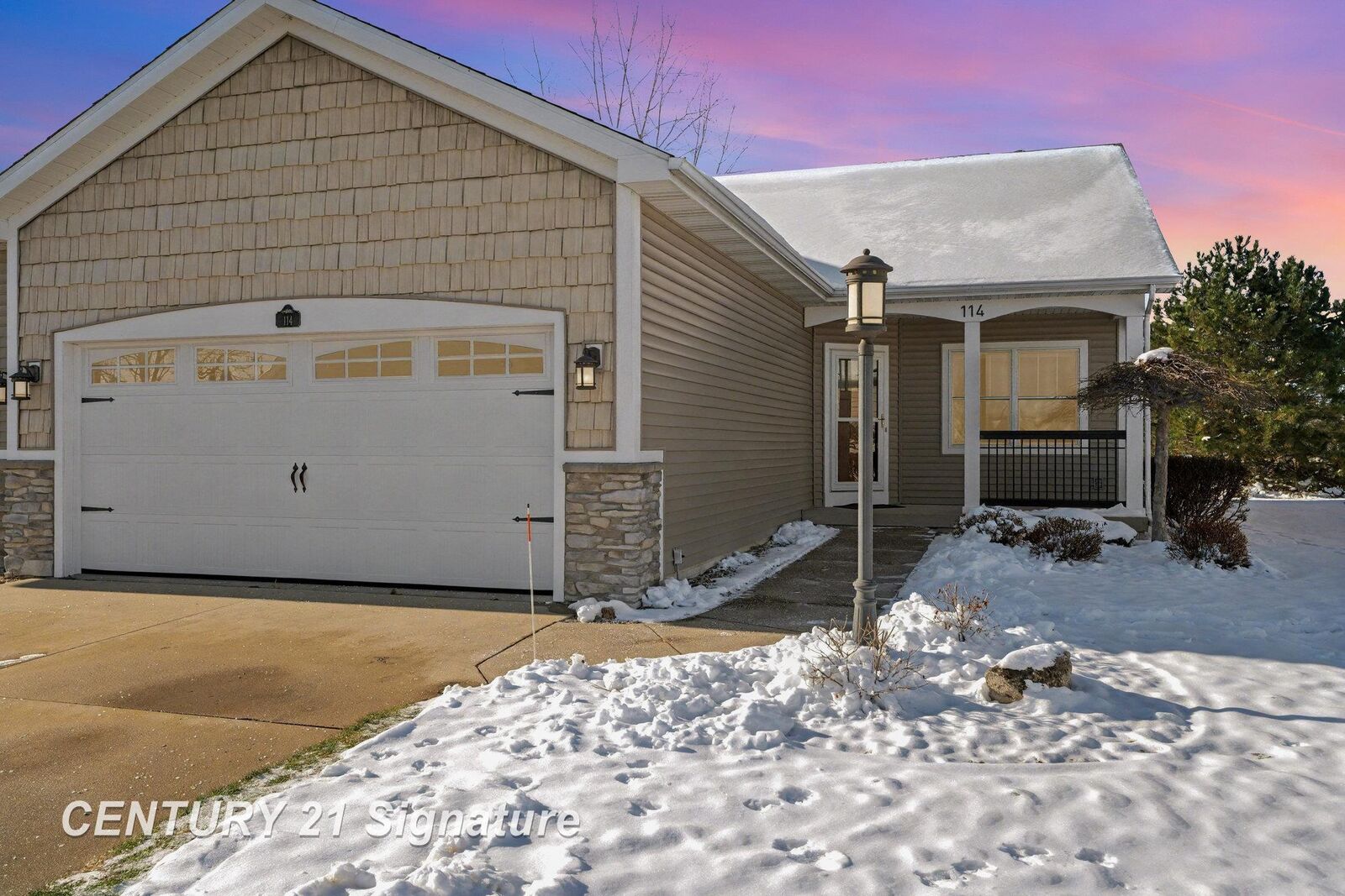 Property Photo: 114 Tuscany Circle MI 48603