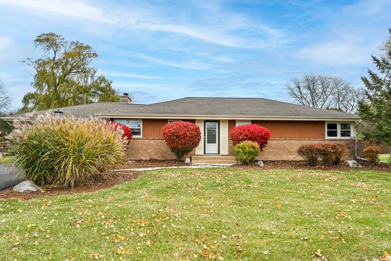 Property Photo:  9032 N Regent Rd  WI 53217 