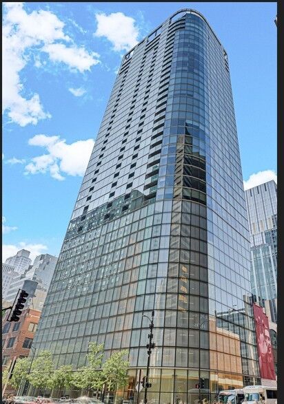 600 N Fairbanks Court P11-20  Chicago IL 60611 photo
