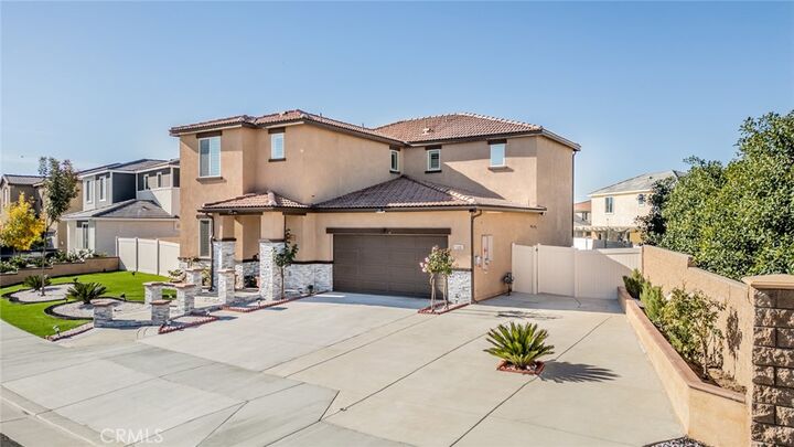 Property Photo: 15683 Cougar St CA 92551