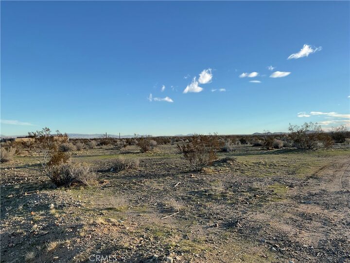 Property Photo:  2 Buffalo Trail  CA 92342 