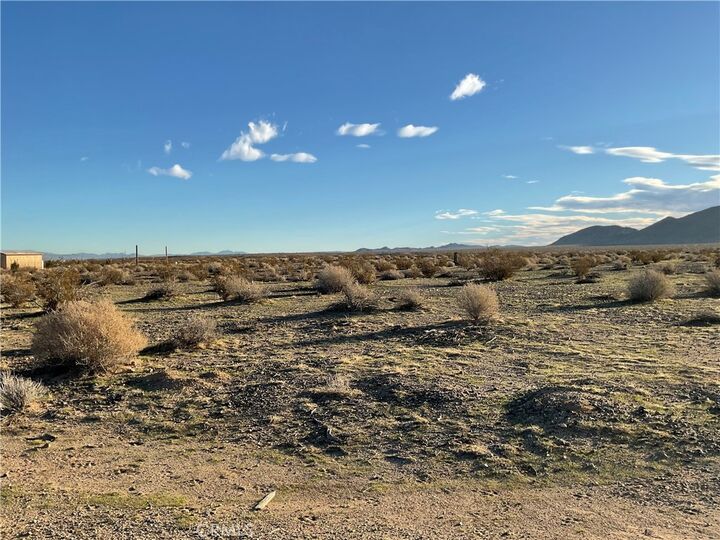 Property Photo:  1 Buffalo Trail  CA 92342 