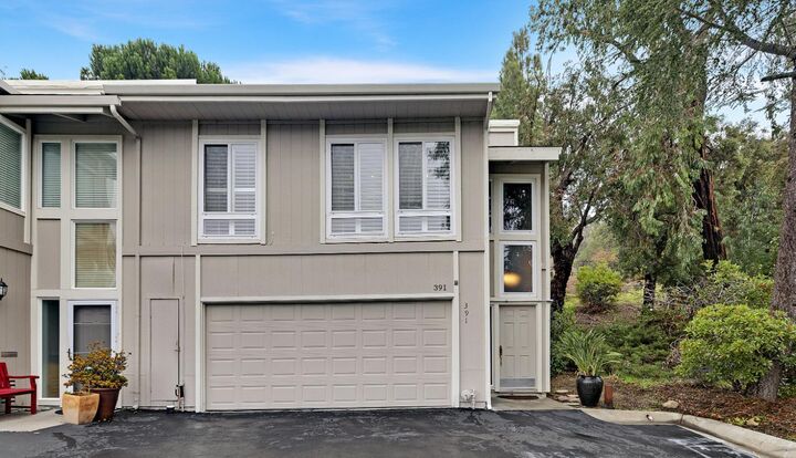 Property Photo: 391 Ridgeview Drive CA 94523