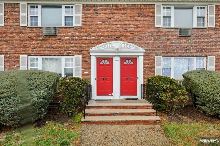 Property Photo:  30 Atherton Court 103  NJ 07470 