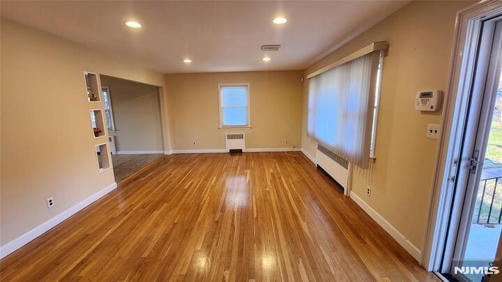 Property Photo: 521 Chestnut Street NJ 07657