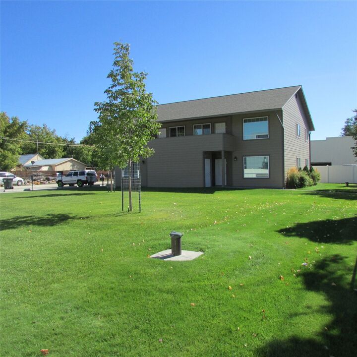 Property Photo: 1034 And 1036 Main MT 59828
