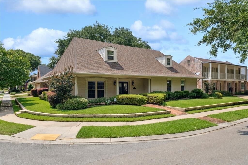 Property Photo:  5542 Marcia Avenue  LA 70124 