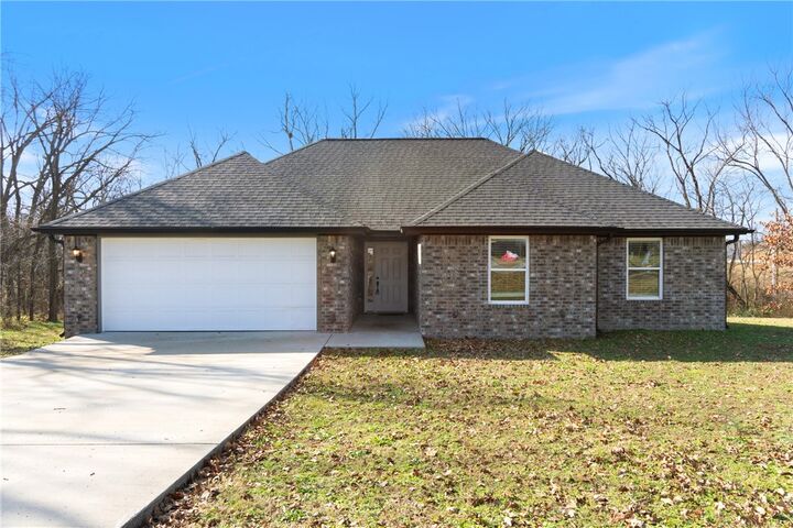 Property Photo:  16 Dugan Circle  AR 72715 