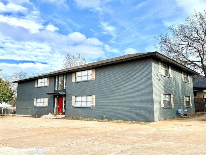 Property Photo:  2433 W Eubanks Street 1-8  OK 73112 