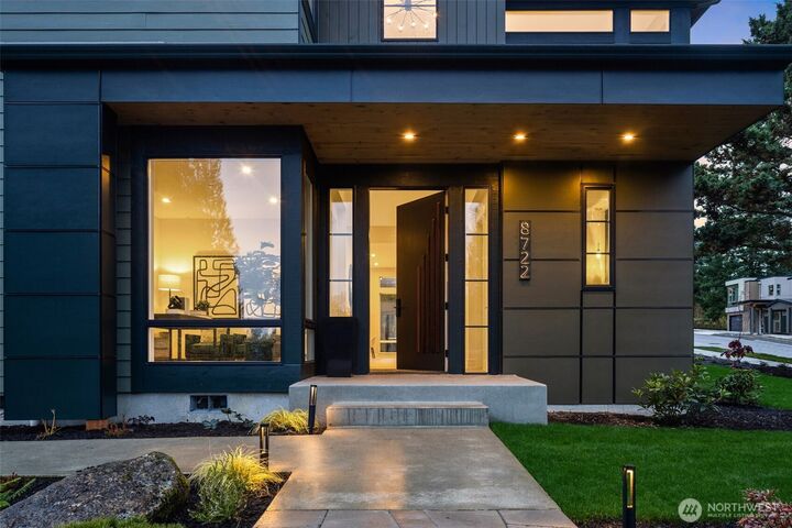 Property Photo: 8722 126th Avenue NE WA 98033