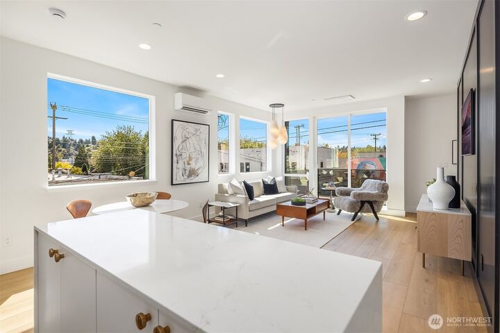 Property Photo: 3606 Francis Avenue N WA 98103