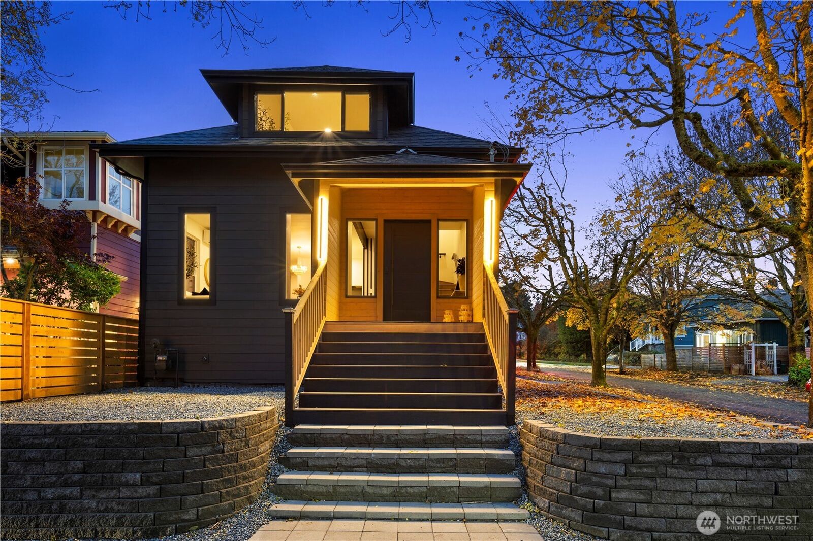 Property Photo:  829  27th Avenue  WA 98122 