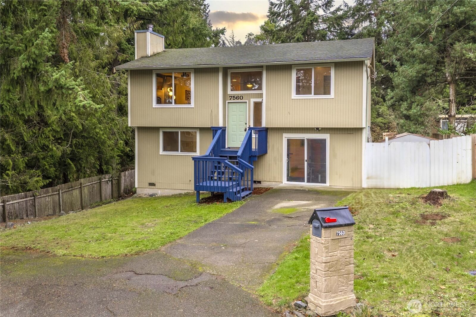 Property Photo: 7560 E Harrison Street WA 98366