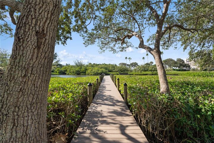 Property Photo: 101 Oyster Cut FL 32963