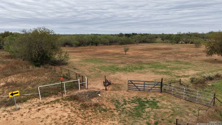Property Photo:  16687 Pr 681  TX 78052 