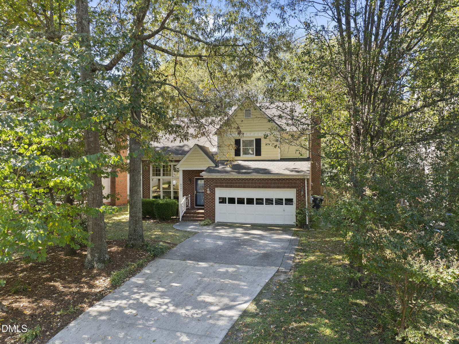 Property Photo:  6541 Tealbriar Drive  NC 27615 