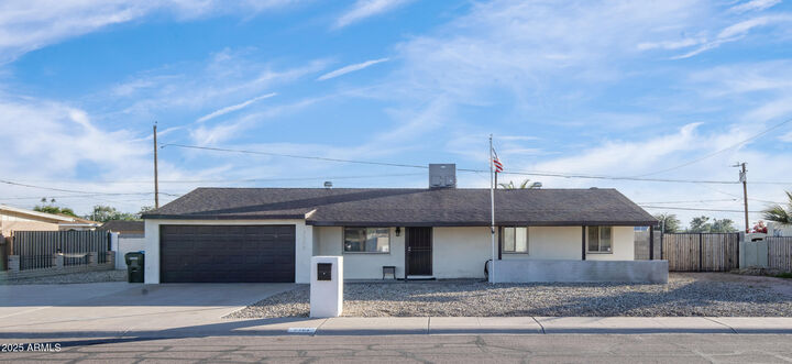 Property Photo: 2309 W Wood Drive AZ 85029