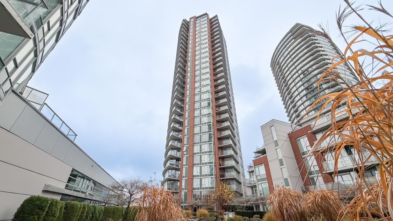 Property Photo: 688 Abbott Street 1606 BC V6B 0B9