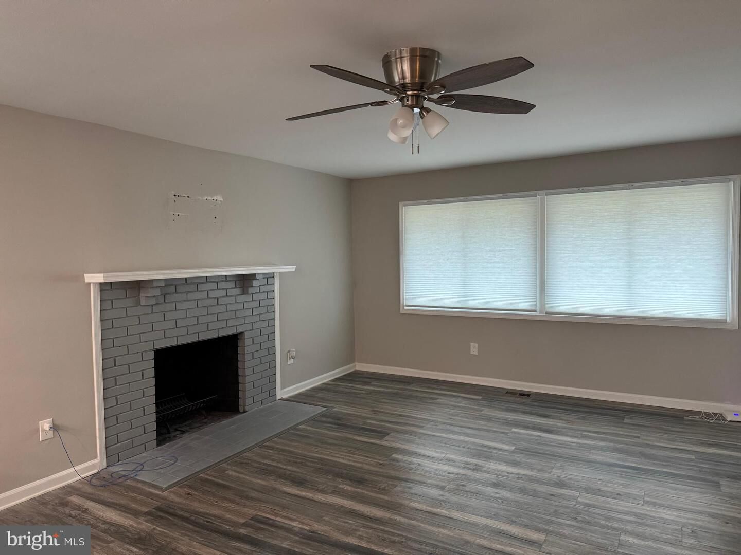 Property Photo: 933 Golden West Way MD 20657