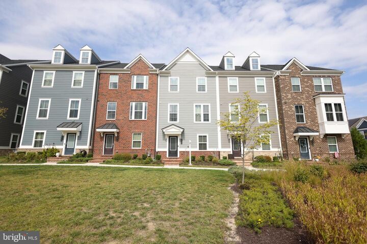 Property Photo: 6416 Totteridge MD 21220