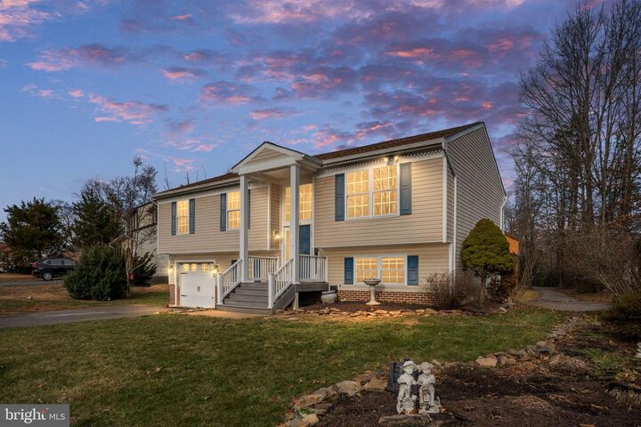 Property Photo:  2 Harwood Court  VA 22405 