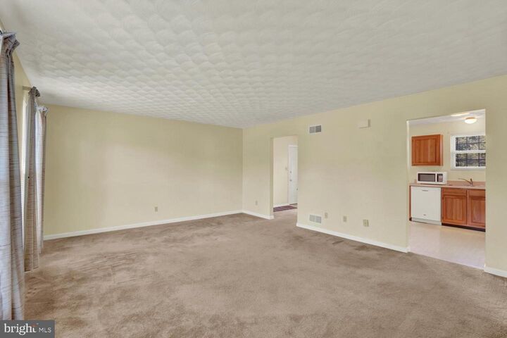 Property Photo: 94 Piston Court PA 17363