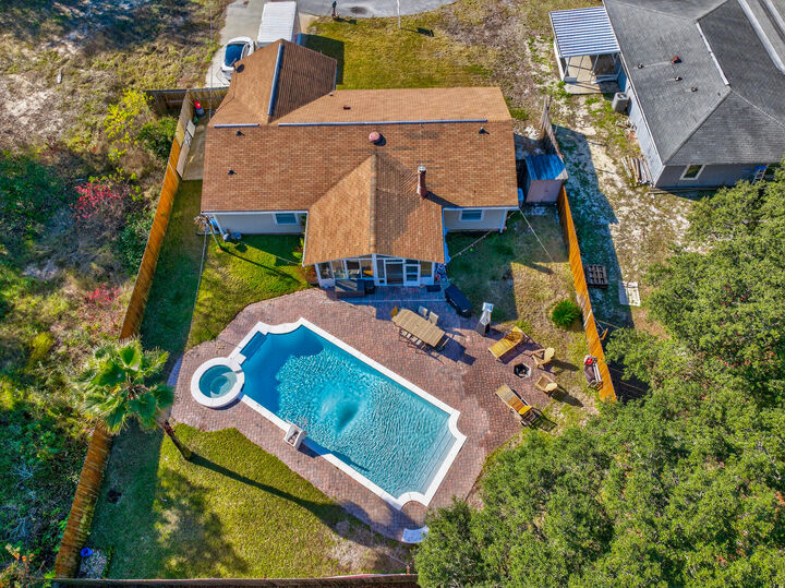 Property Photo:  353 Lisette Court  FL 32547 