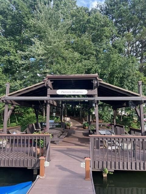 Property Photo: 6105 Harbour Overlook GA 30005