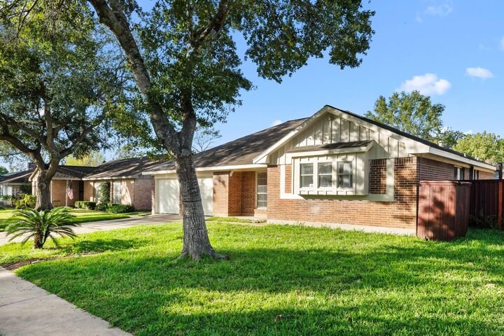 Property Photo: 8826 Langdon Lane TX 77036