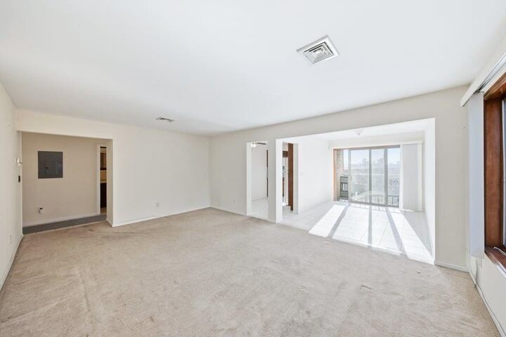 Property Photo: 314 Palisade Ave B1 NJ 07010