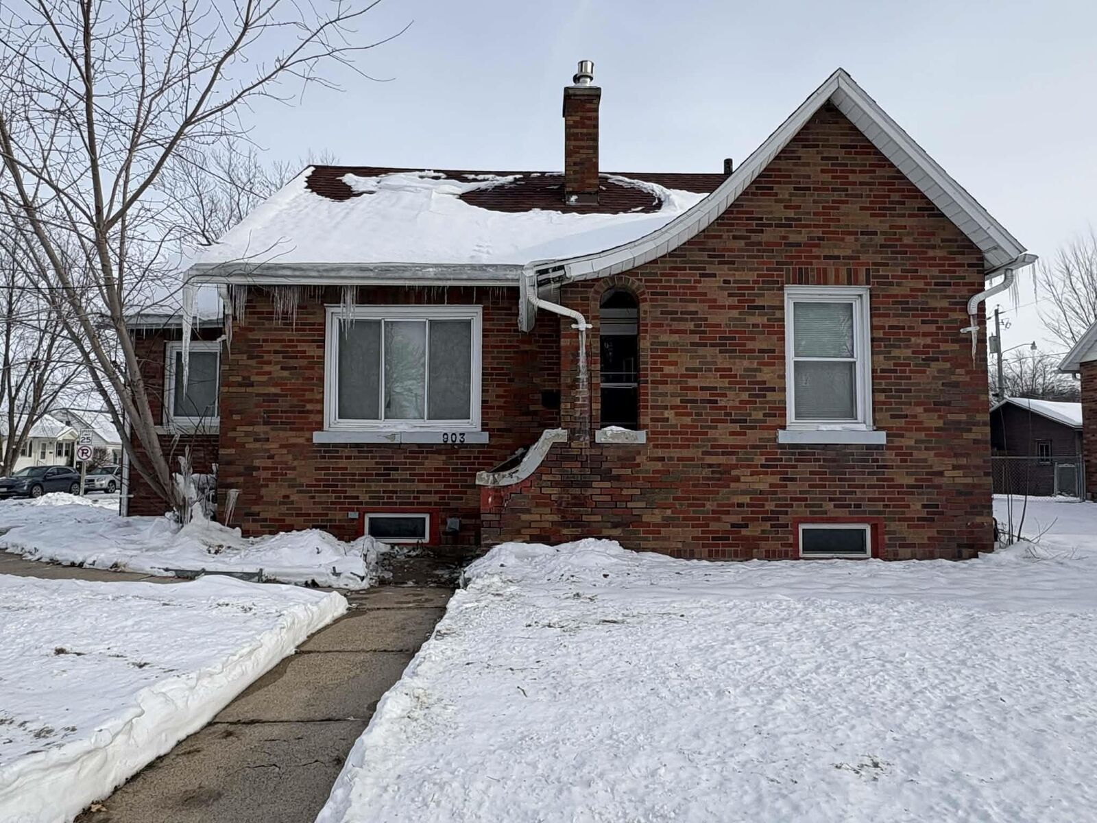 Property Photo: 903 Kimball Avenue IA 50702