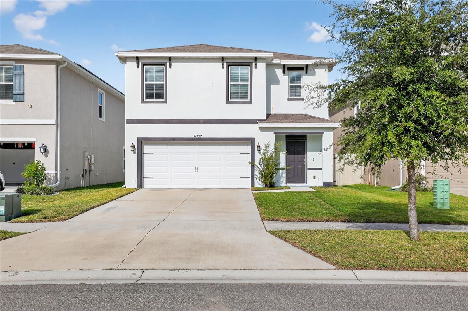 Property Photo:  32597 Canyonlands Drive  FL 33543 