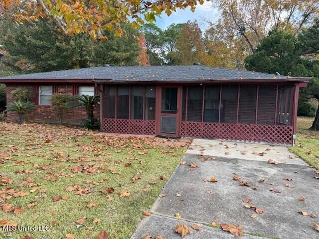 Property Photo:  10604 Oak Street  MS 39565 