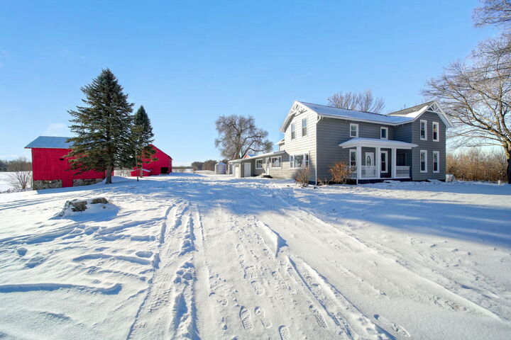 Property Photo: 14071 Hutchison Road MI 49224