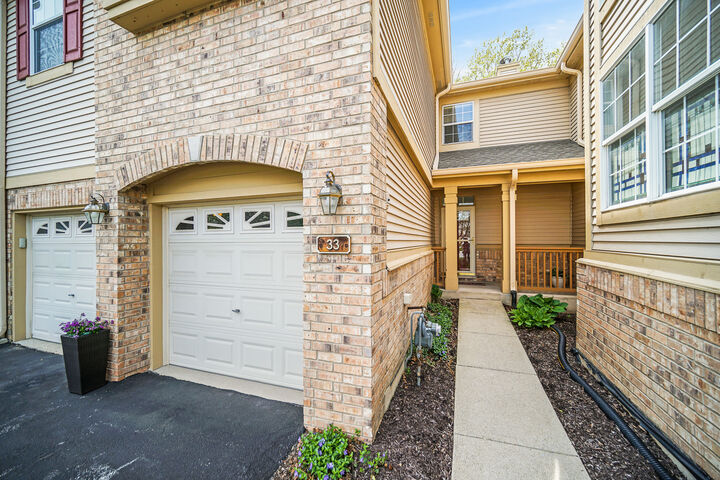 Property Photo: 33 Spyglass Circle IL 60463