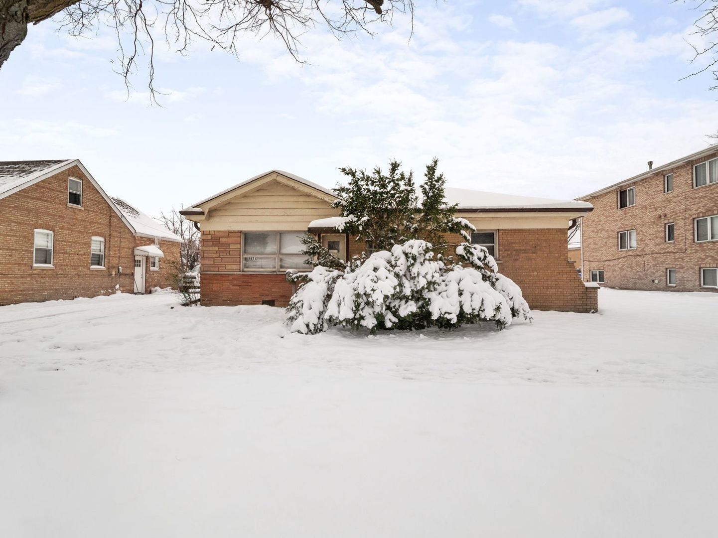 Property Photo:  8651 44th Street  IL 60534 