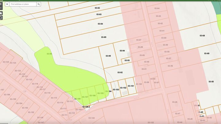 Property Photo: 104 & 105 Cross Street ME 04451