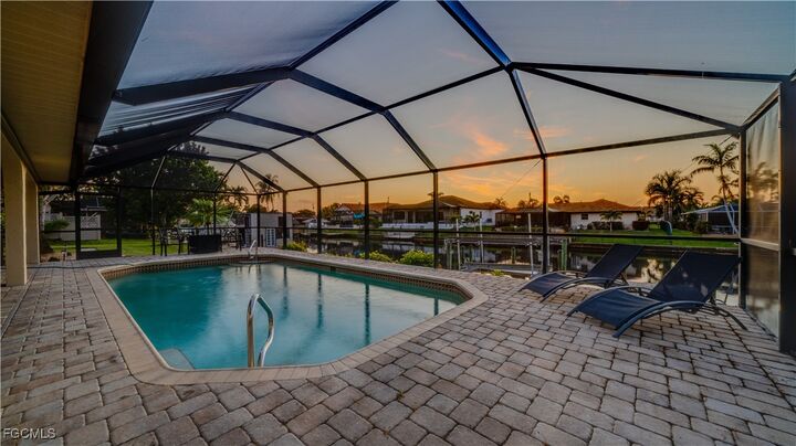 Property Photo:  4104 SW 1st Place  FL 33914 