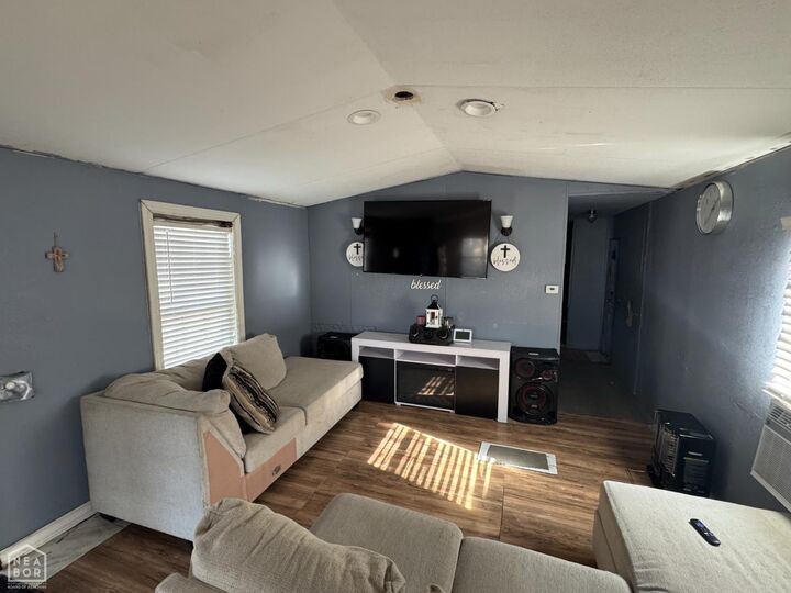 Property Photo:  813 Childress Drive  AR 72396 